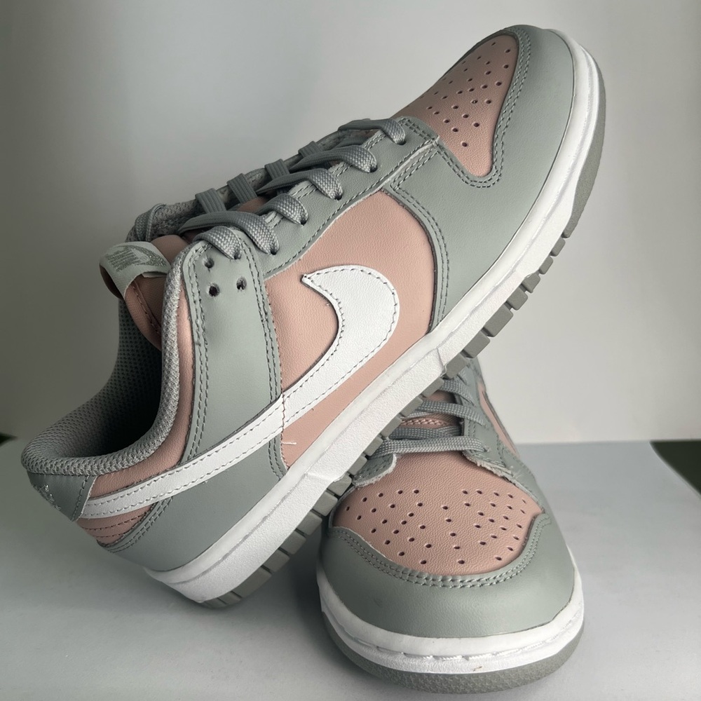Nike Dunk Low Soft Grey Oxford Pink Shoes DM8329-600 Women's Size 6.5 Men's 5